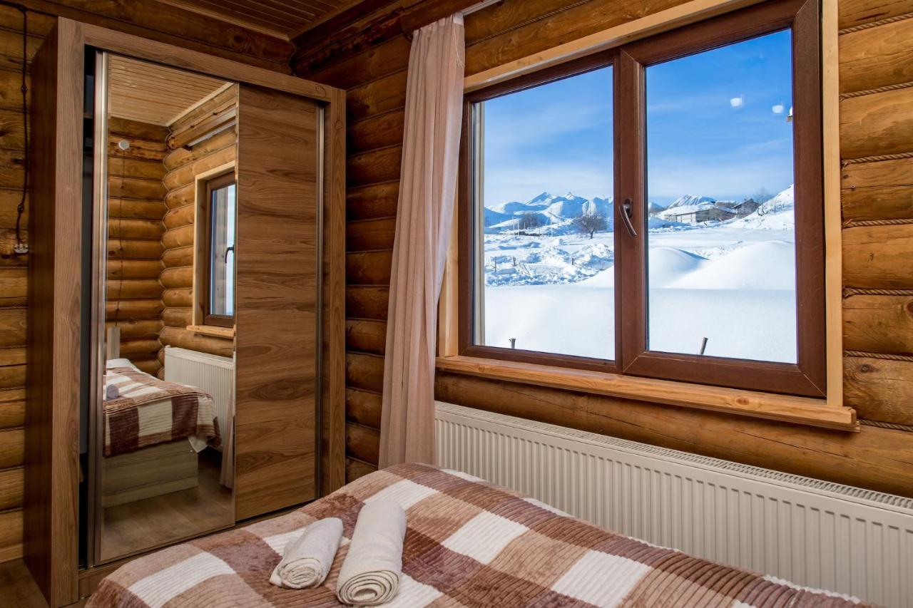 Snow Time Eco Chalet Гудаурі Екстер'єр фото
