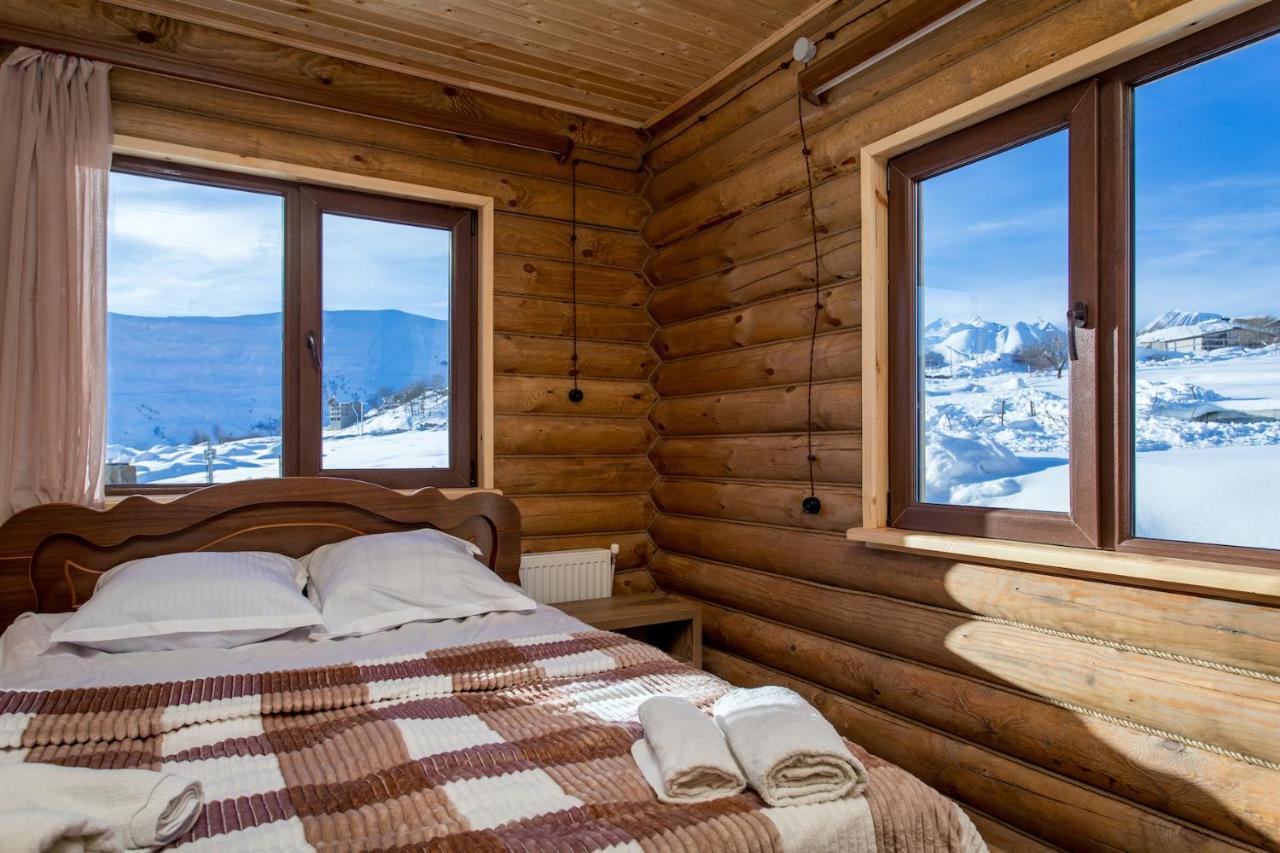 Snow Time Eco Chalet Гудаурі Екстер'єр фото