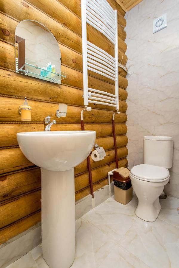 Snow Time Eco Chalet Гудаурі Екстер'єр фото