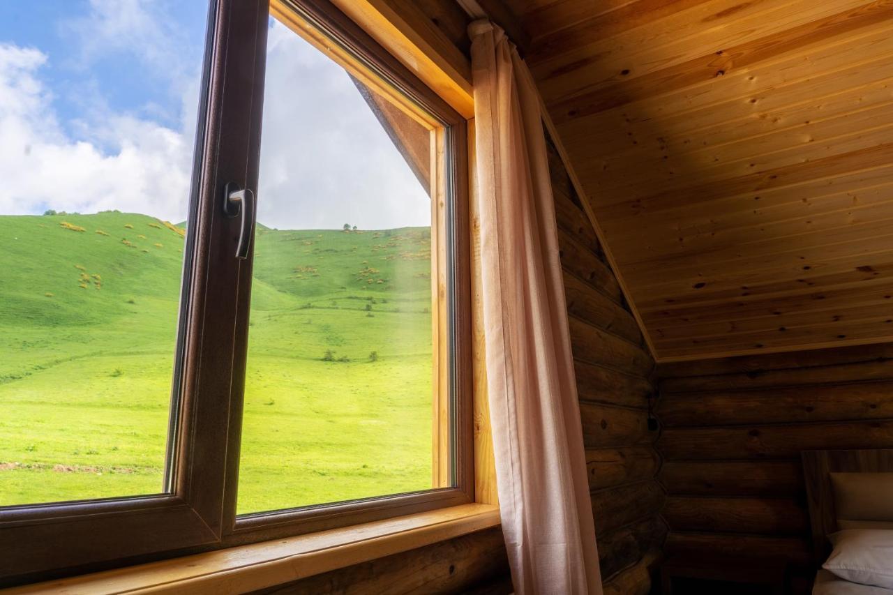 Snow Time Eco Chalet Гудаурі Екстер'єр фото